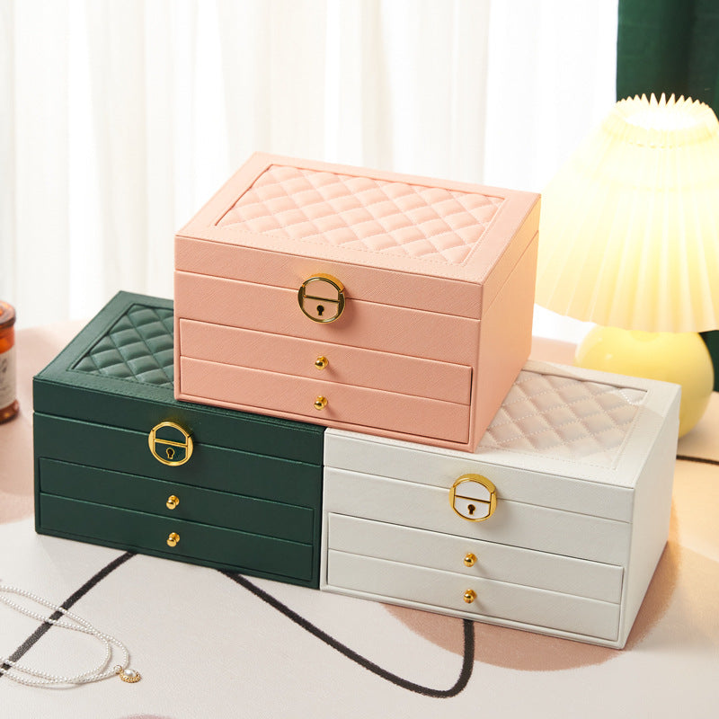 Coffret à bijoux à trois niveaux avec motif losange et serrure