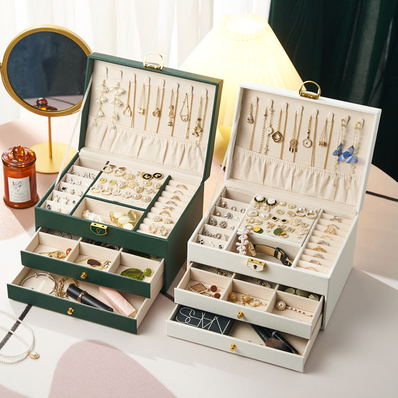 Coffret à bijoux à trois niveaux avec motif losange et serrure