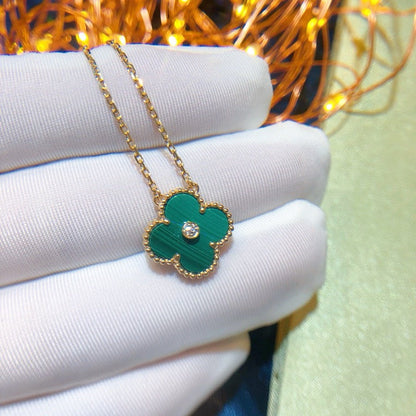 DIANA CLOVER 15MM DIAMOND TURQUOISE NECKLACE