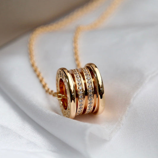 DIANA ZERO 1 PINK GOLD DIAMOND NECKLACE