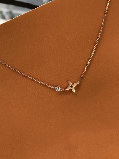 DIANA BLOSSOM PENDANT PINK GOLD AND DIAMOND