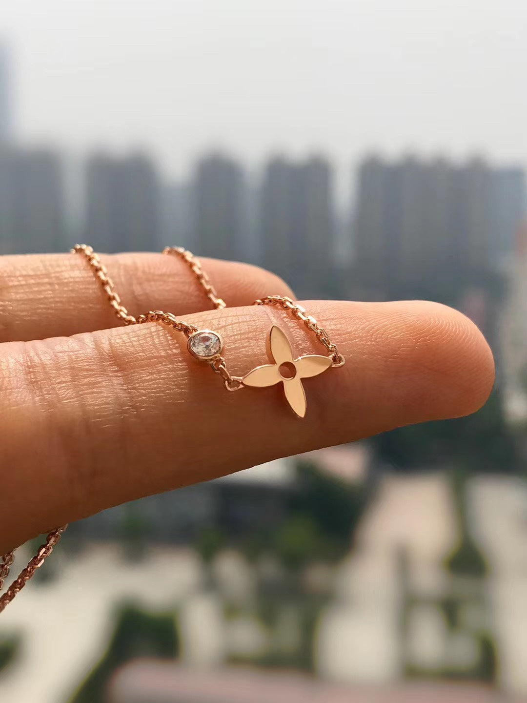 DIANA BLOSSOM PENDANT PINK GOLD AND DIAMOND