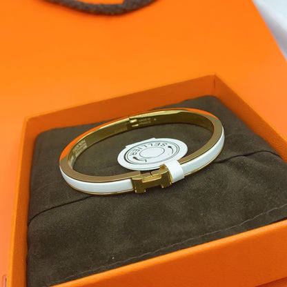 DIANA CLASSIC HM CLIC WHITE 8MM ENAMEL BRACELET