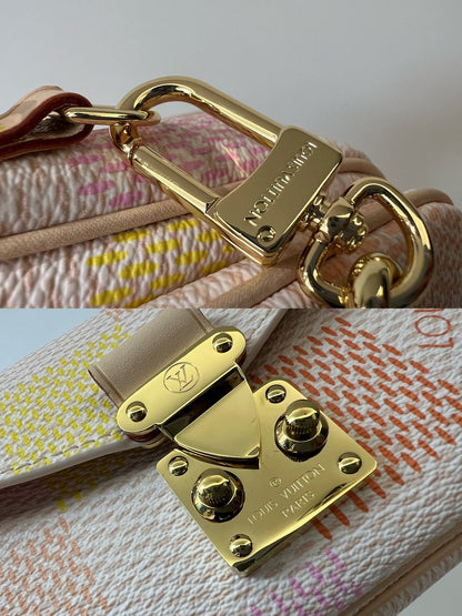 pochette metis east west 21.5 peach damier coasted canvas