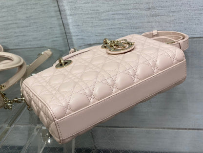 MEDIUM LADY D-JOY 26 POWDER PINK LAMBSKIN