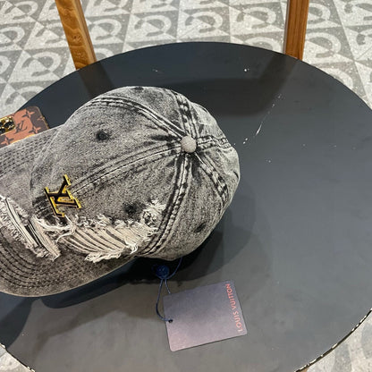 BASEBALL CAP IN LIGHT GRAY DENIM 404846