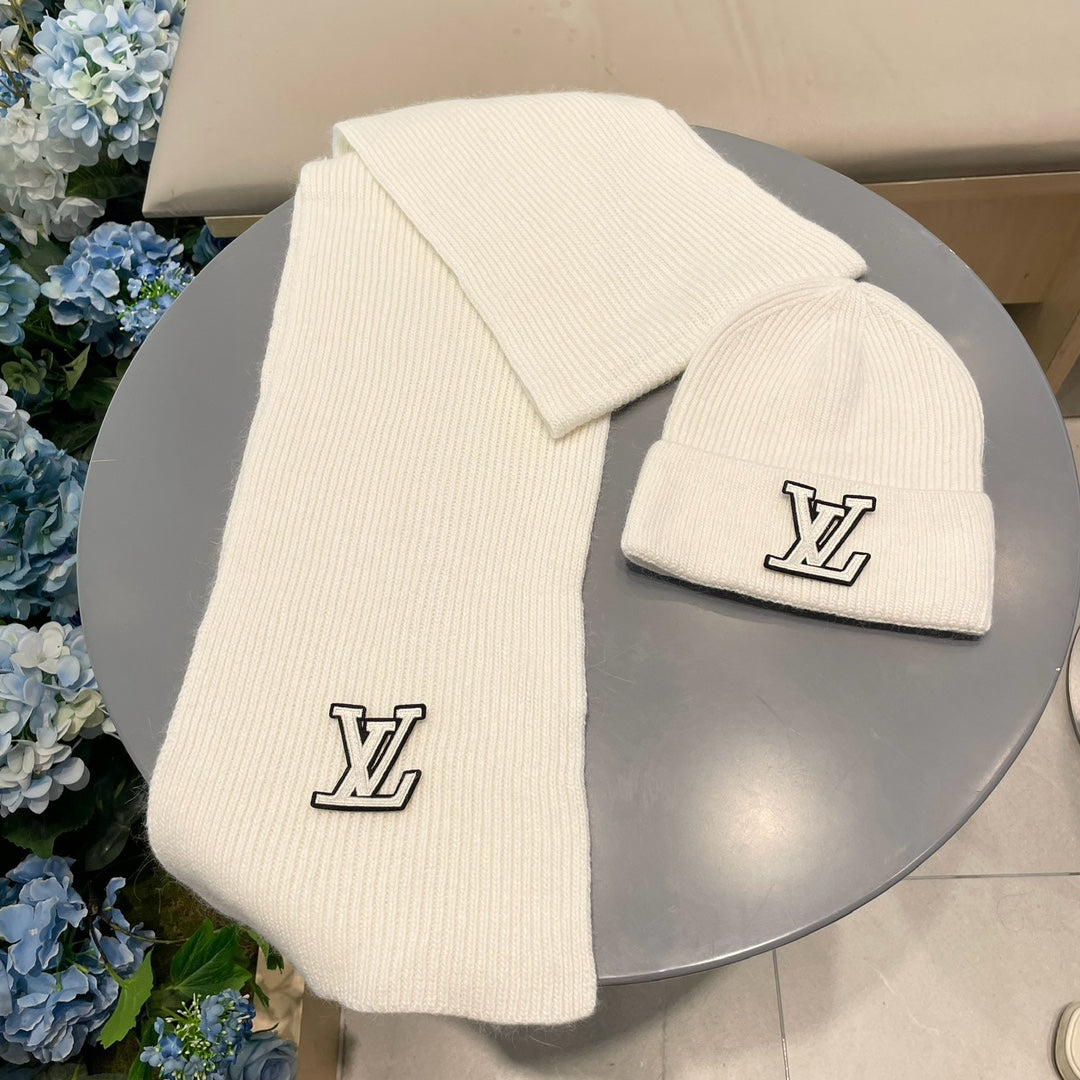 SET SCARF AND HAT IN BEIGE WOOL 406531