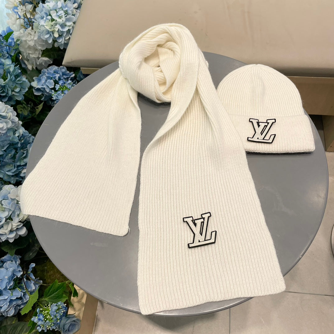 SET SCARF AND HAT IN BEIGE WOOL 406531