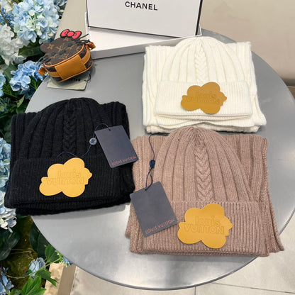 SET SCARF AND HAT IN BLACK WOOL 419147
