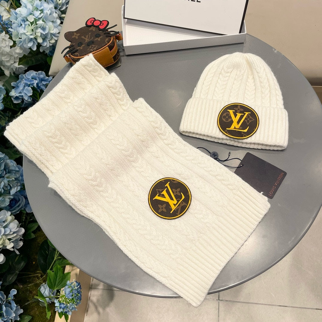 SET SCARF AND HAT IN BEIGE WOOL 434611