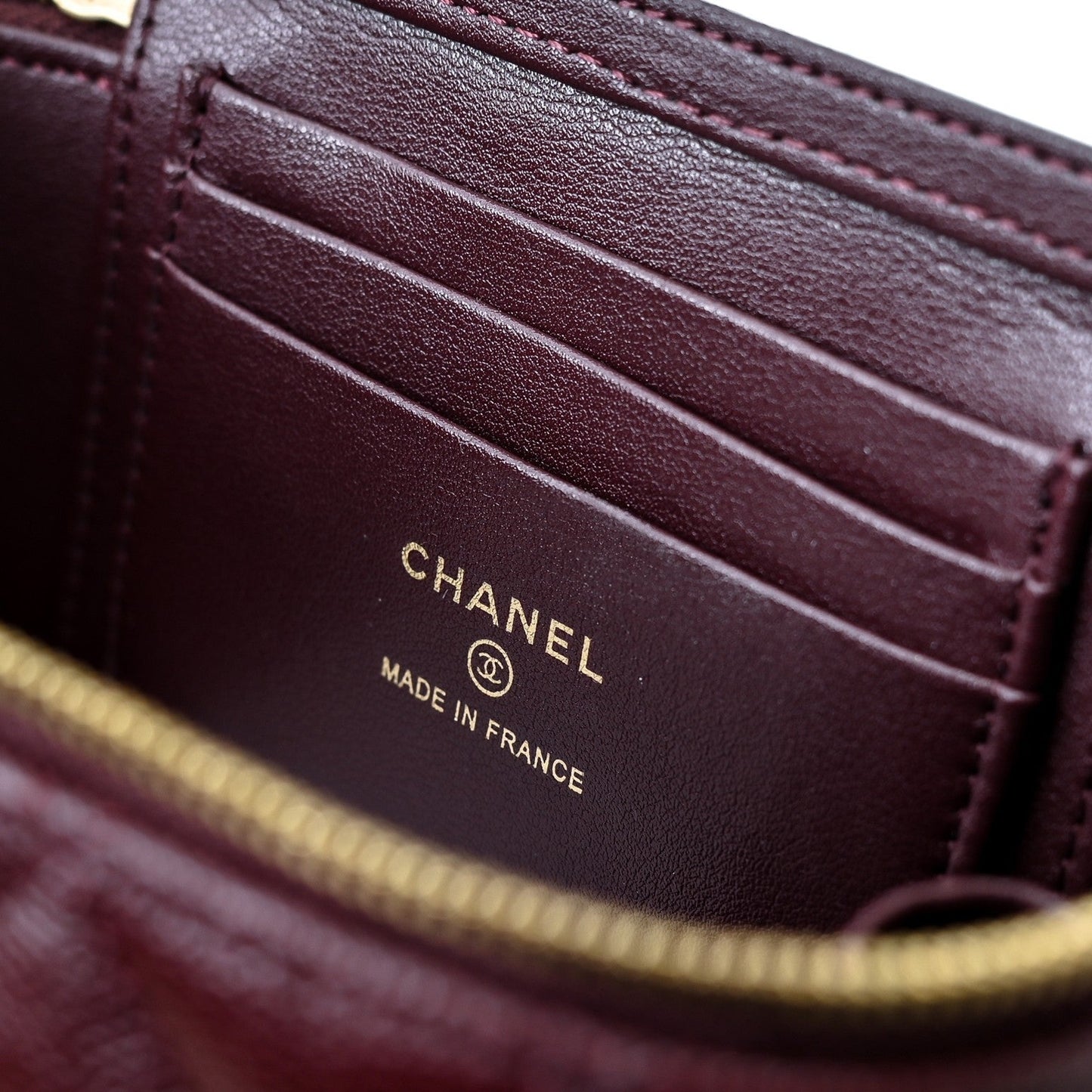 CC 24A Vanity Top Handle 16cm Burgundy Grained Calfskin Gold Hardware