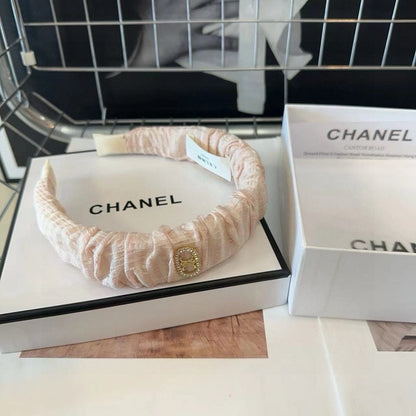 WHITE CREAM FABRIC WITH GOLD LOGO HAIRBAND 414447