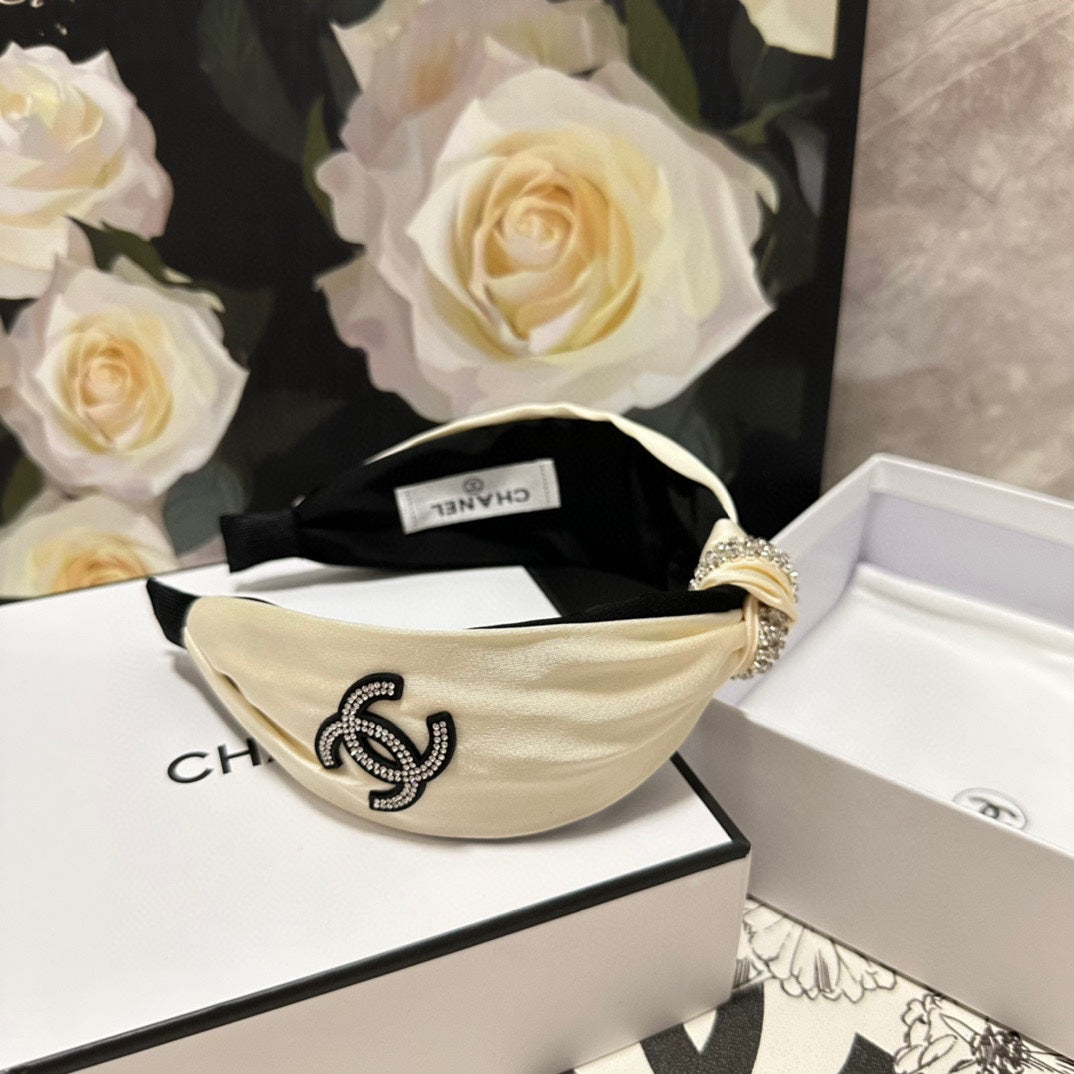 WHITE SILK HEADBAND 168591