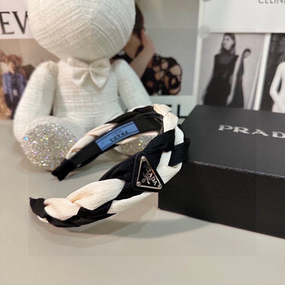 BRAIDED HEADBAND IN WHITE AND BLACK FABRIC 316687