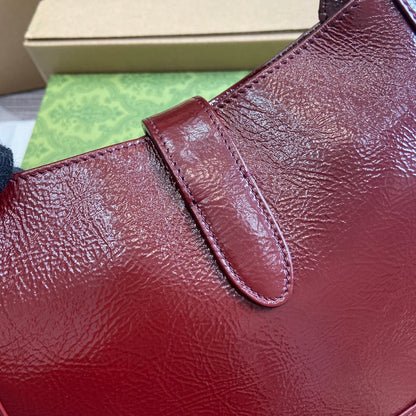 JACKIE SMALL SHOULDER BAG 27 IN WINE RED CRACKED LACQUER CALFSKIN GOLD HARDWARE