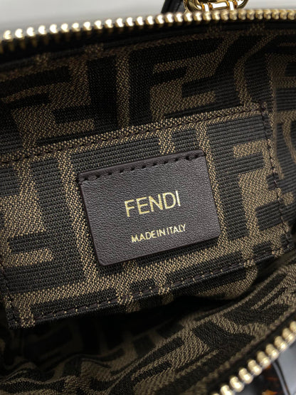 BY THE WAY MINI 18 IN BLACK EMBOSSED CALFSKIN GOLD HARDWARE