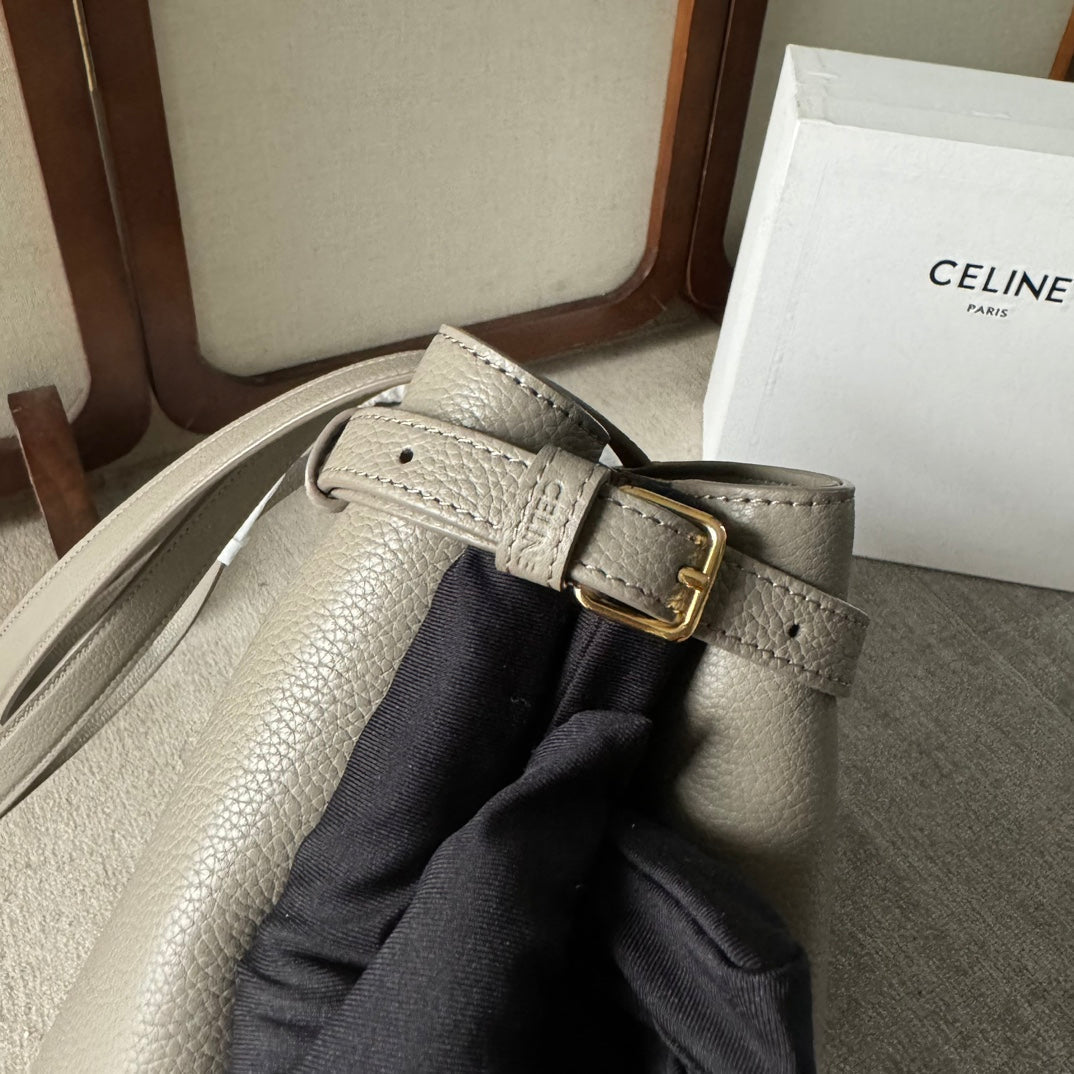 MEDIUM CABAS ANA?S CUIR TRIOMPHE 54 IN NOMAD GRAINED CALFSKIN