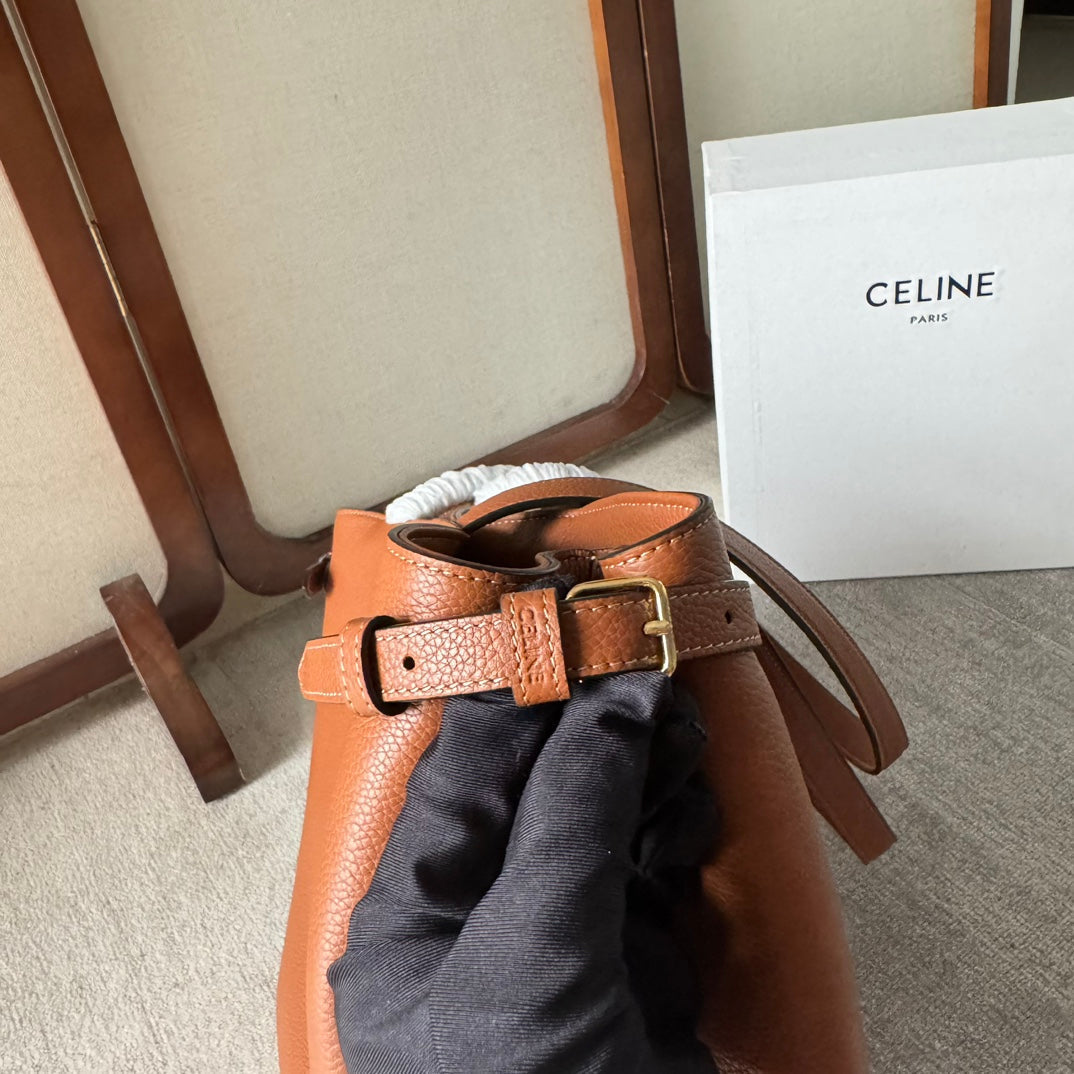 MEDIUM CABAS ANA?S CUIR TRIOMPHE 54 IN BRONZE BROWN GRAINED CALFSKIN