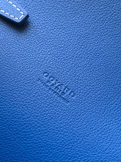 CHYPRE WALLET-POUCH 21 IN SAPPHIRE BLUE GOYARDINE CANVAS AND CALFSKIN