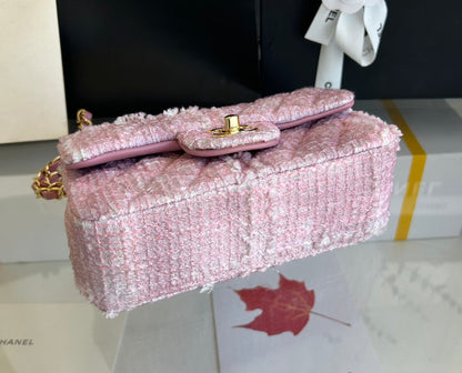 MINI FLAP BAG 20 IN LIGHT PINK TWEED GOLD HARDWARE