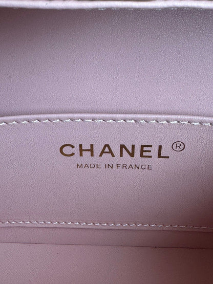 SMALL BOX BAG 18 IN BALLERINA PINK LAMBSKIN GOLD HARDWARE