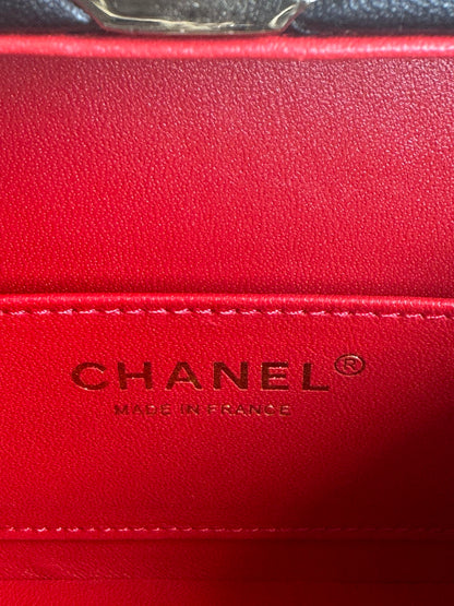 SMALL BOX BAG 18 IN BLACK LAMBSKIN GOLD HARDWARE