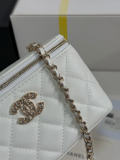 CC 25C Vanity Case 17cm White Caviar Leather Heart Rhinestone Light Gold Hardware 243421