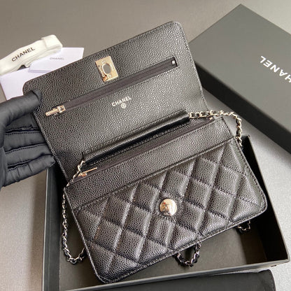 CC Wallet On Chain 20cm Black Caviar Leather Light Gold Hardware 240162
