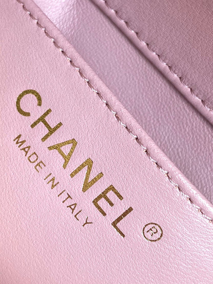 CC MINI 20 FLAP BAG IN LIGHT PINK LAMBSKIN GOLD HARDWARE