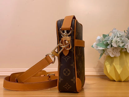 LV Danube Bd Brown Monogram Canvas 205330