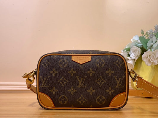 LV Trocadero Jmlt Brown Monogram Eclipse Canvas 205337