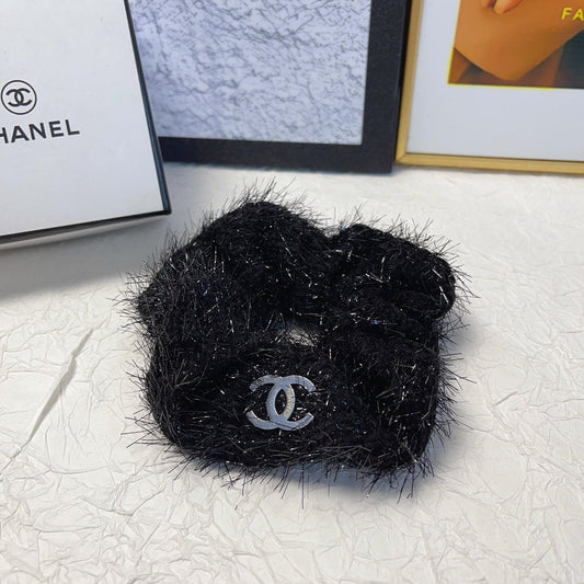 HAIR SCRUNCHIE BLACK WRINKLED FABRIC 151389