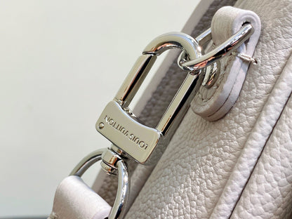 LV Pochette Metis 25cm White Monogram Empreinte Leather 331021
