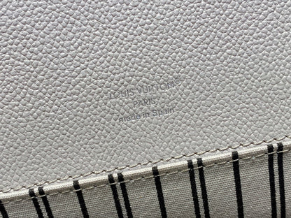 LV Pochette Metis 25cm White Monogram Empreinte Leather 331021