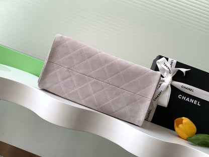 CC 25C Hobo Bag 30cm Light Pink Suede