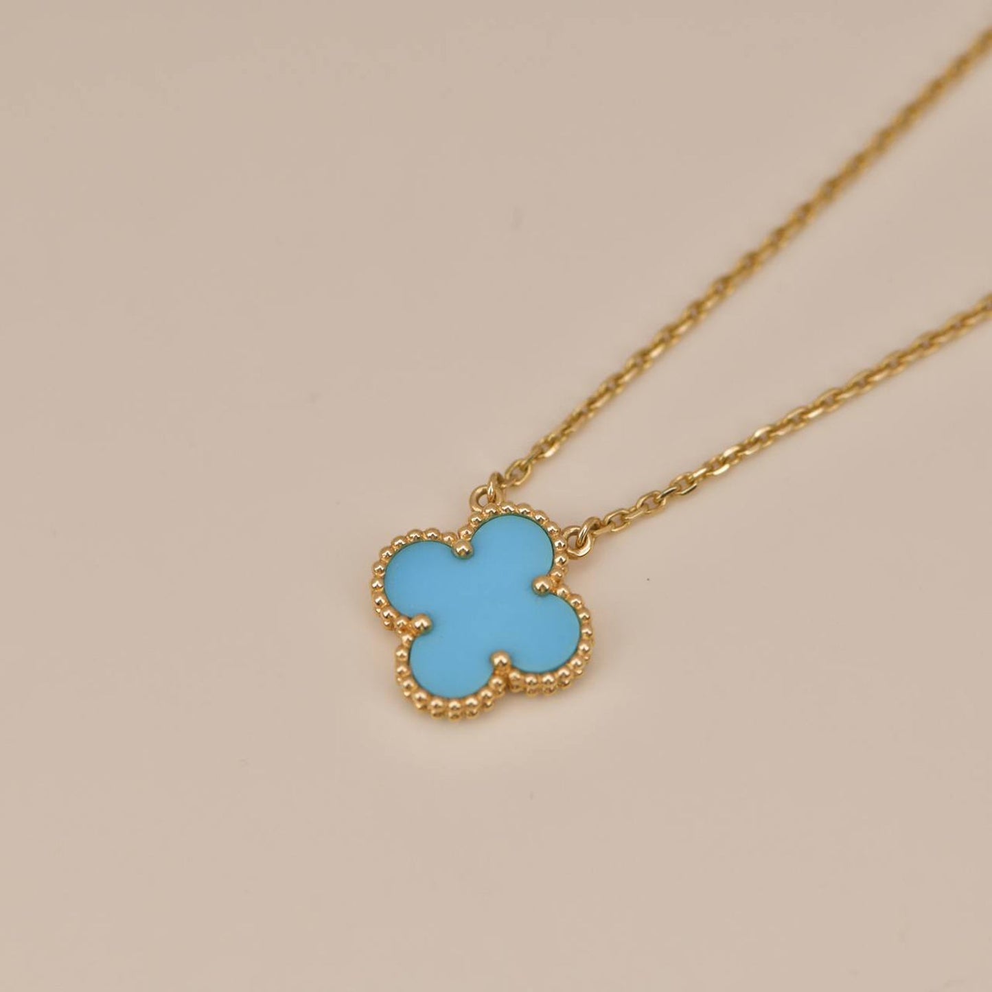 DIANA CLOVER 15MM VINTAGE TURQUOISE NECKLACE