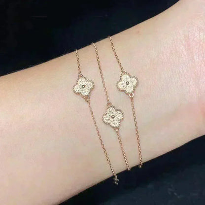 BRACELET DIANA CLOVER À FLEUR UNIQUE