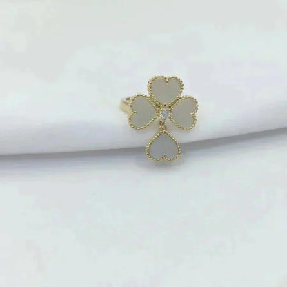 DIANA SWEET CLOVER WHITE MOP RING
