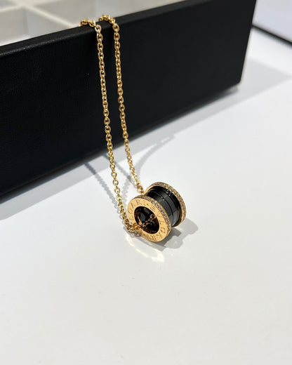 DIANA ZERO 1 BLACK CERAMIC DIAMOND PINK GOLD NECKLACE